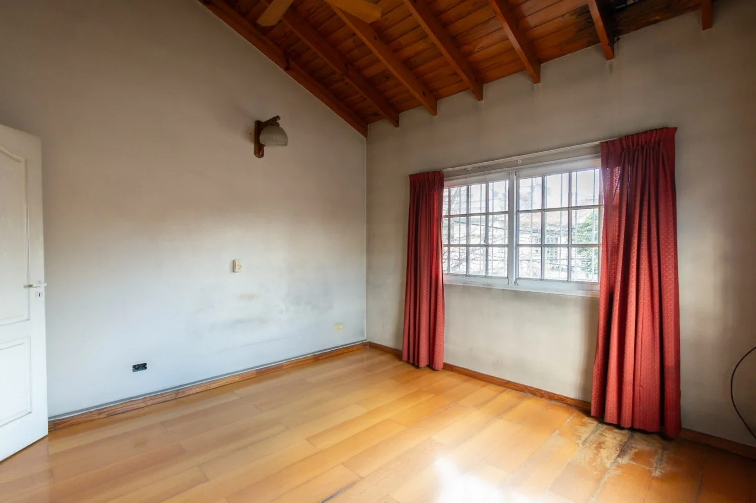 Casa 3 Ambientes Venta Santos Lugares - Imagen 2
