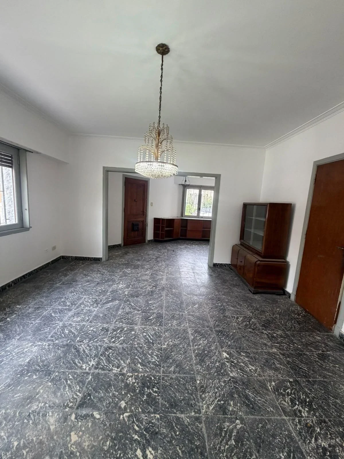 Casa en venta c/ cochera en Banfield - Imagen 4