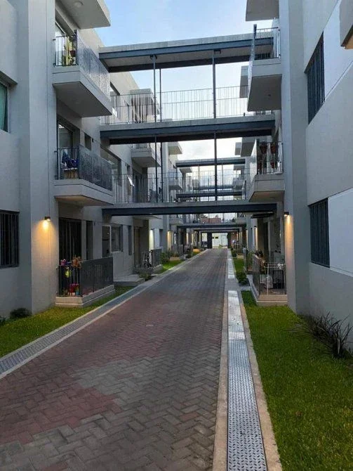 Alquiler Departamento 2 ambientes dentro de complejo en Banfield Este - Imagen 2
