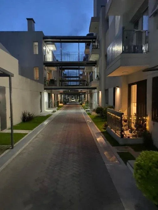 Alquiler Departamento 2 ambientes dentro de complejo en Banfield Este - Imagen 3