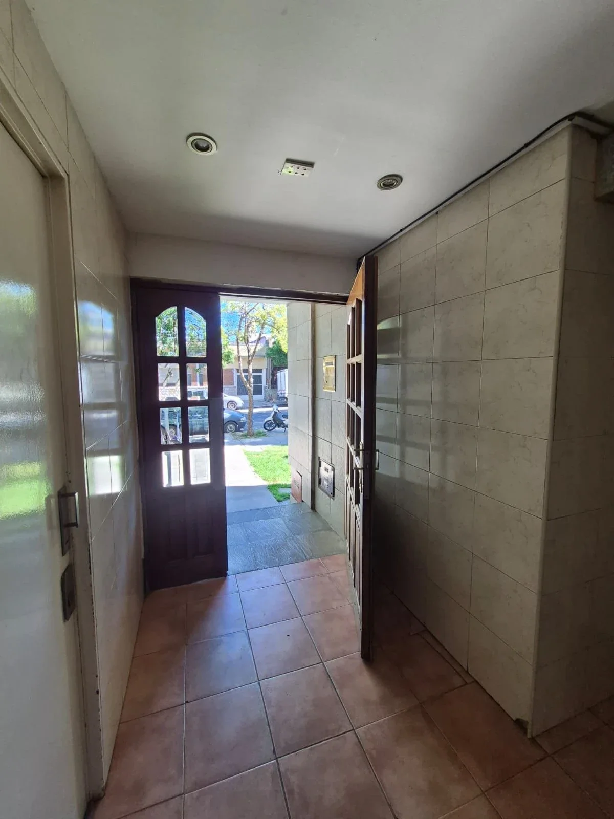 Departamento en venta 3 hab. c/ cochera en Mataderos - Imagen 2