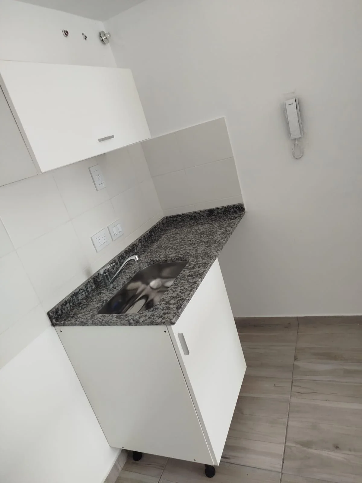 Departamento en alquiler en Lomas de Zamora - Imagen 1