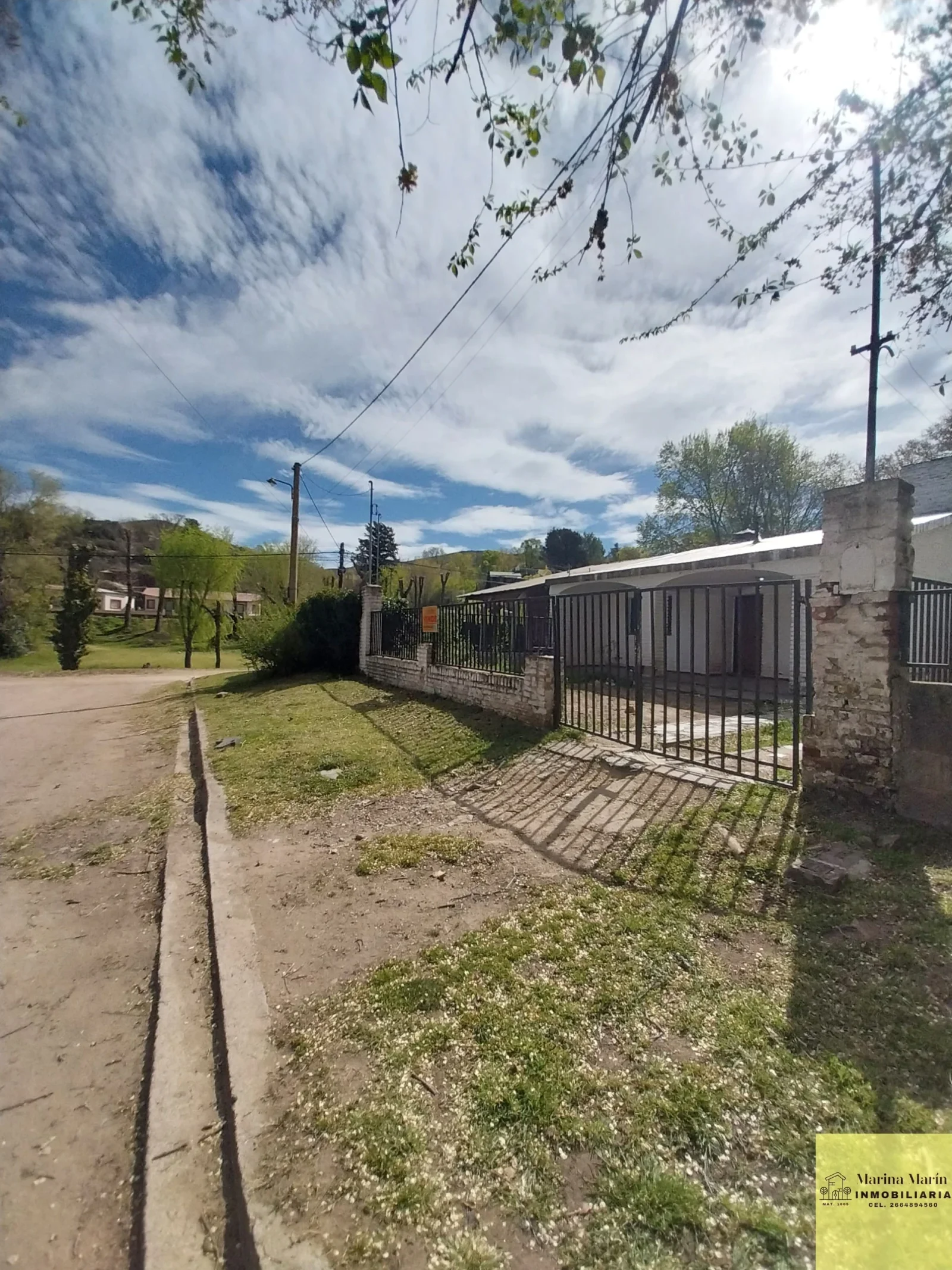 Casa en venta c/ cochera en El Trapiche - Imagen 3