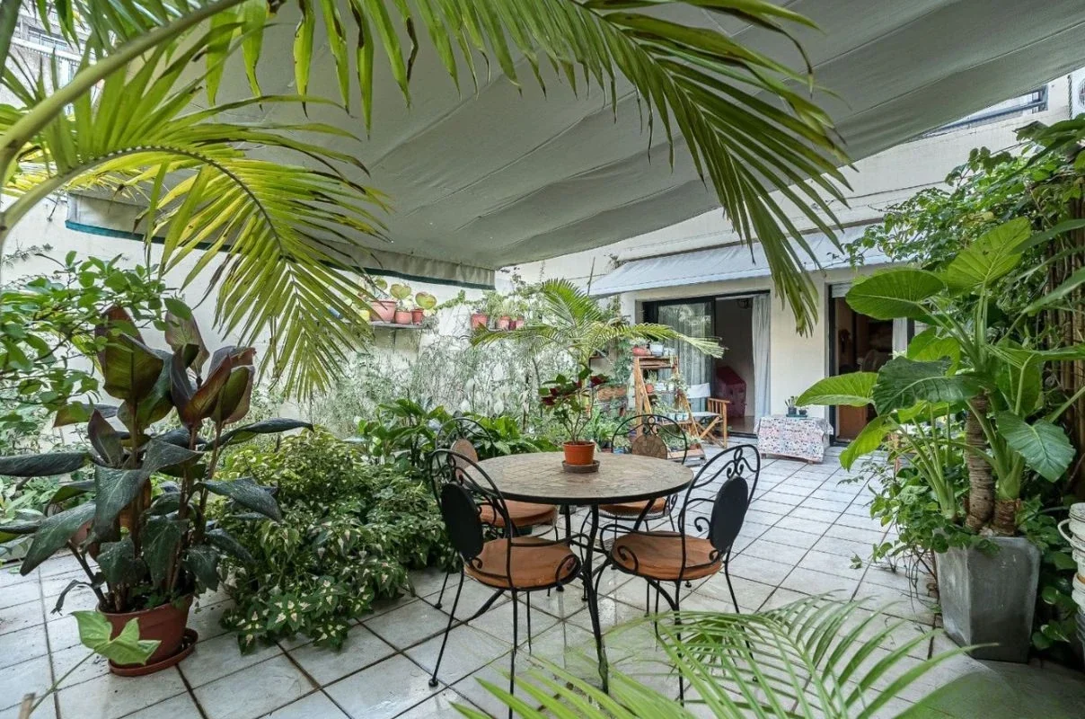 Departamento 3 ambientes con patio y balcón en venta en Colegiales - Imagen 1