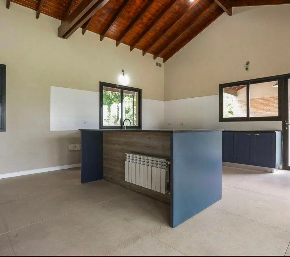Casa en venta c/ cochera en Santa Catalina - Imagen 3