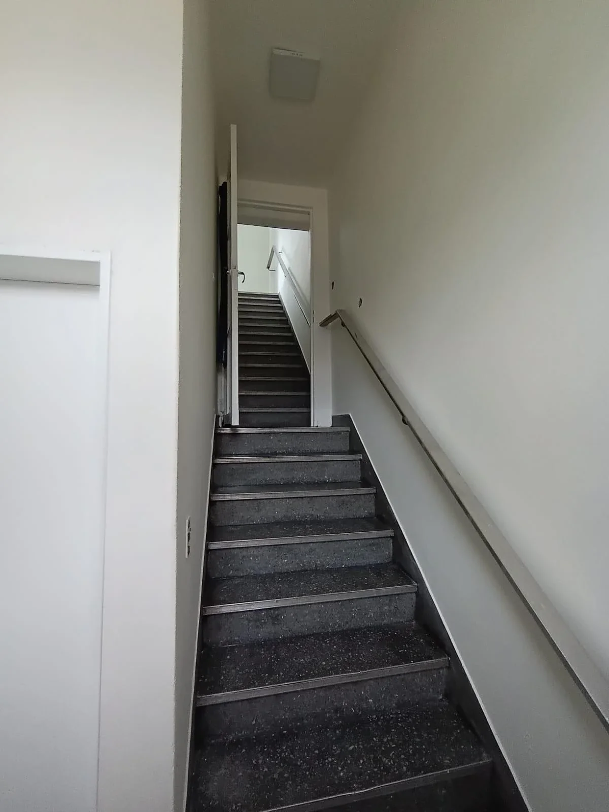 Departamento en alquiler en Lanús Oeste - Imagen 2