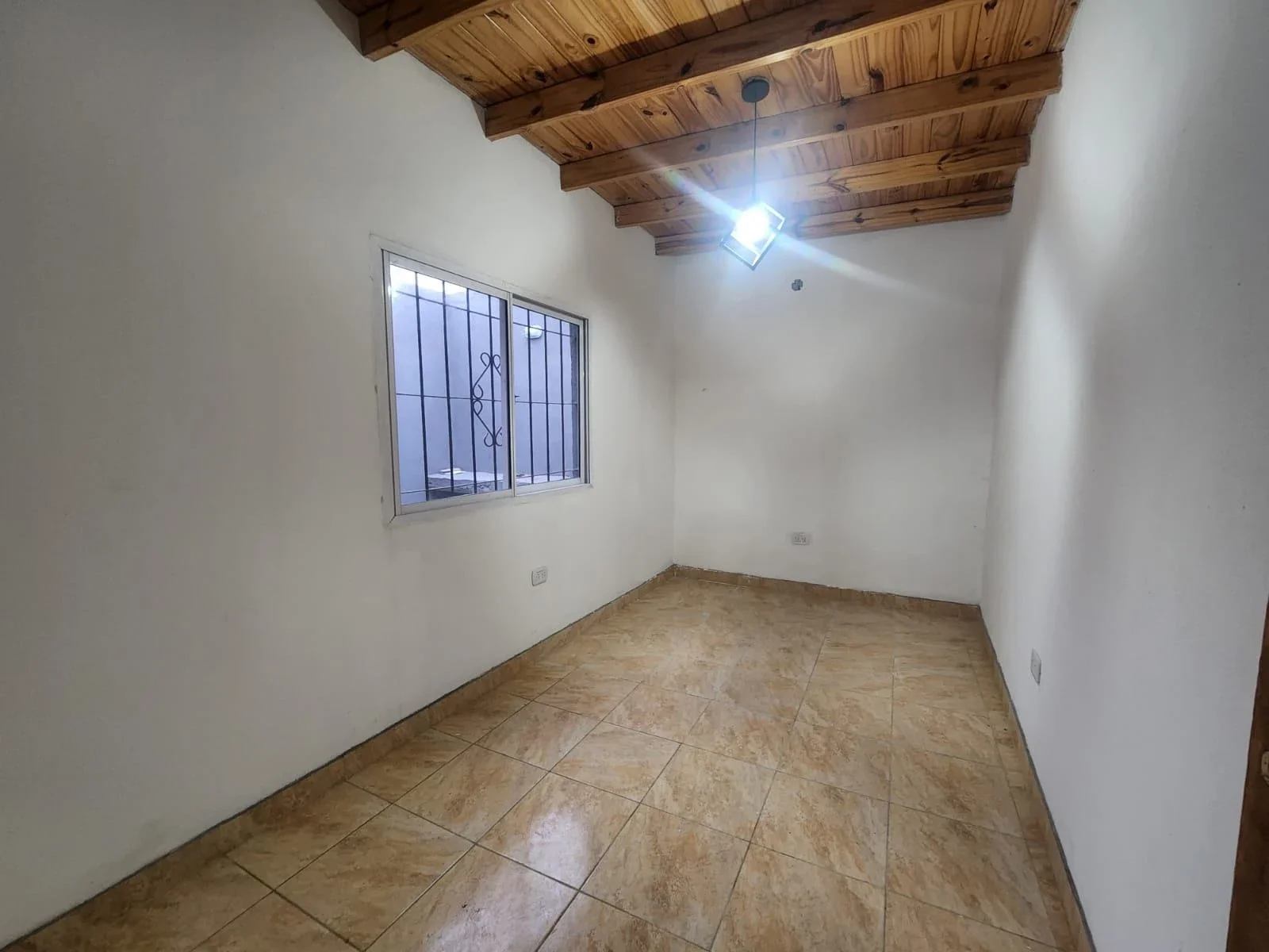 Departamento en alquiler en Lanús Oeste - Imagen 5