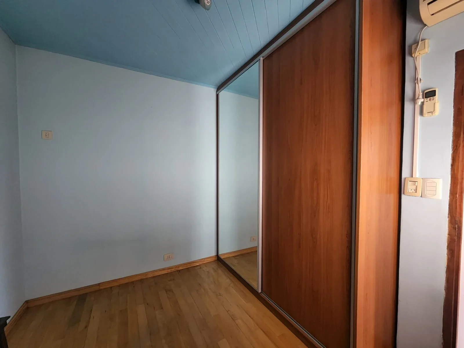 Casa en venta c/ cochera en Lanús Oeste - Imagen 5