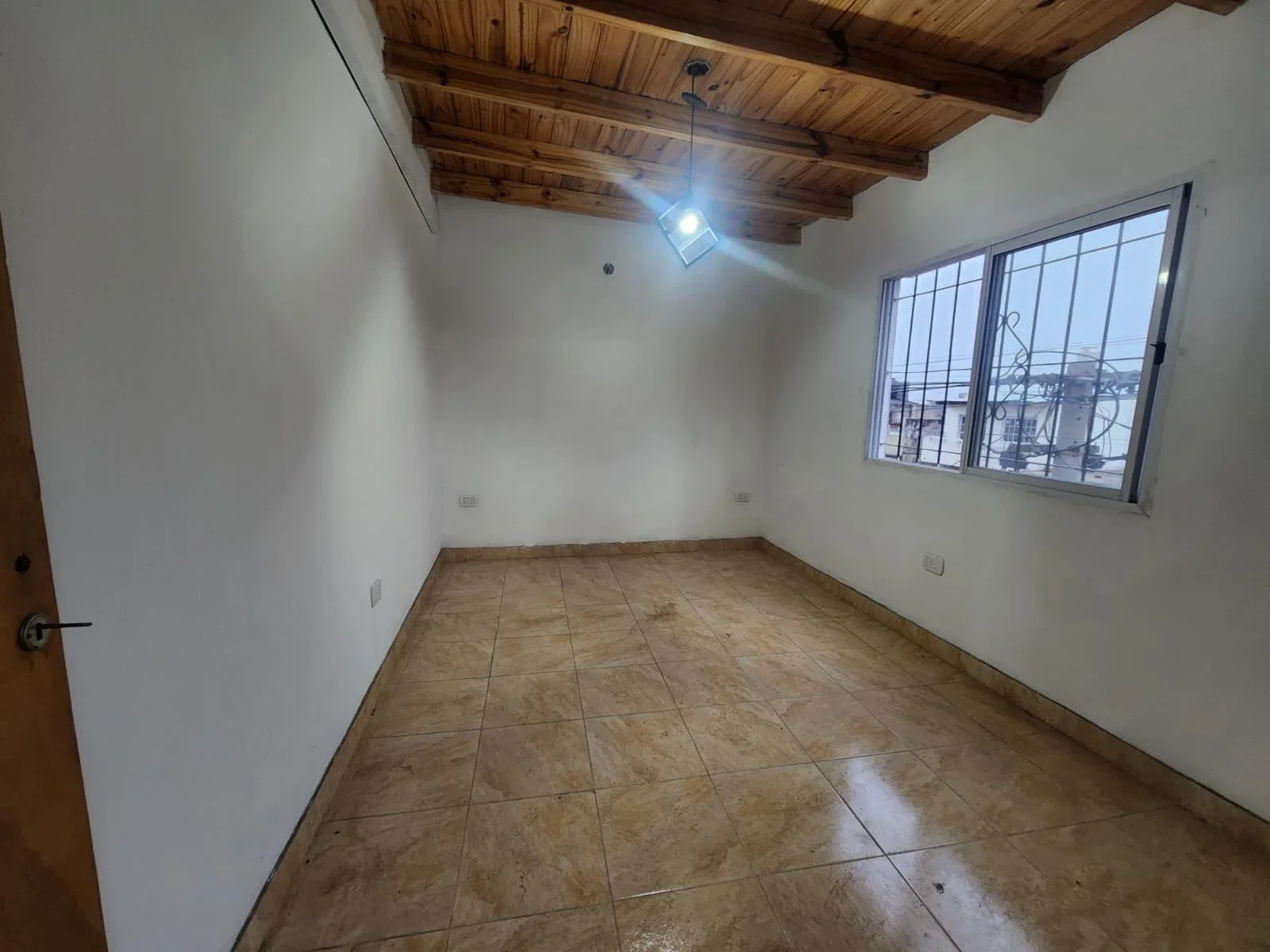 Departamento en alquiler en Lanús Oeste - Imagen 4