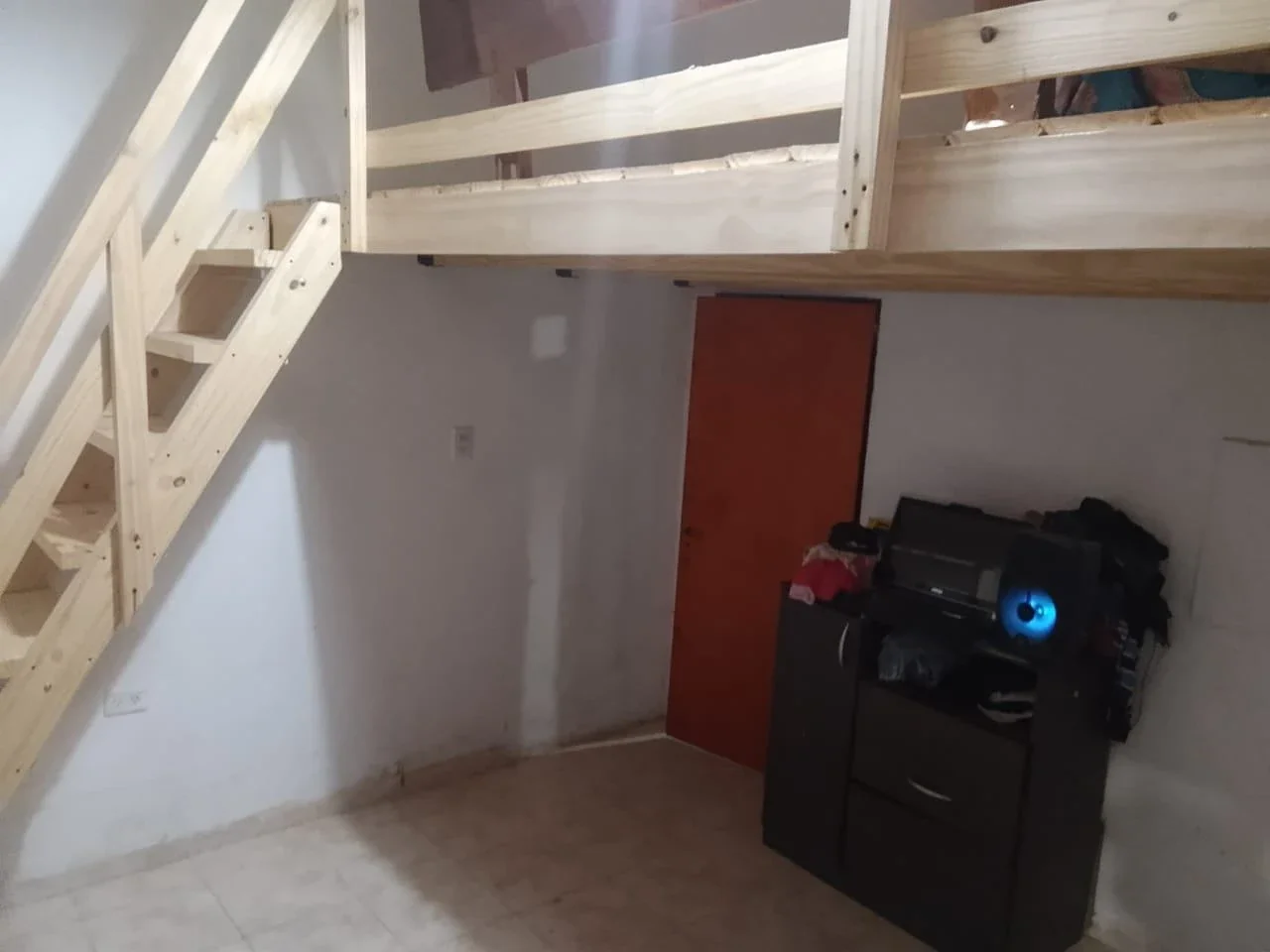 Casa en alquiler en Lanús Oeste - Imagen 2