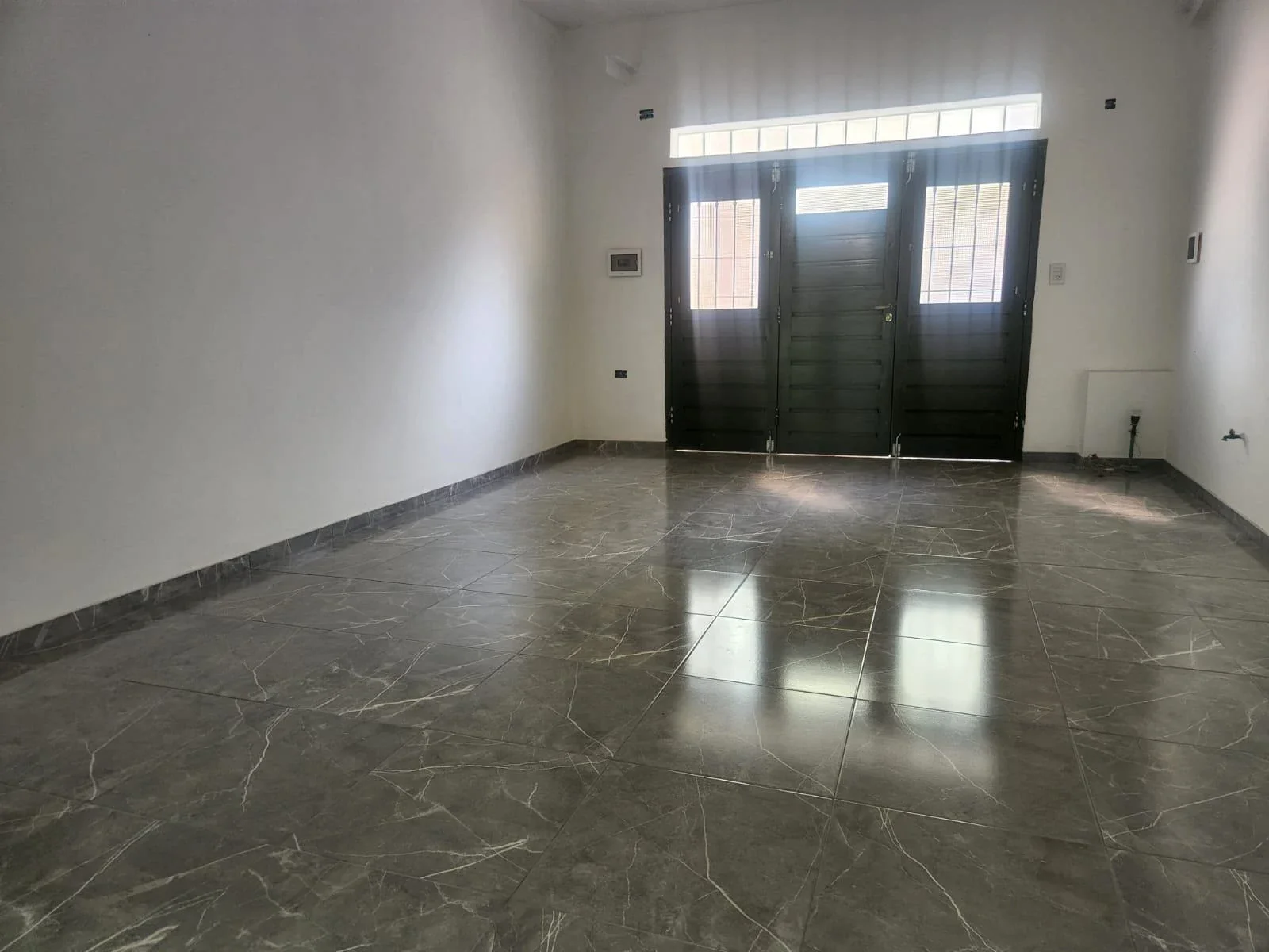 Departamento en alquiler de 1 dormitorio en Lanús Oeste - Imagen 3