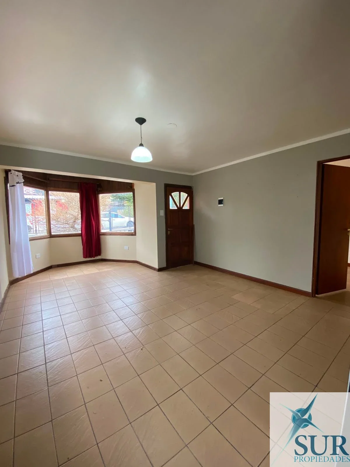 Casa en alquiler en Ushuaia - Imagen 2