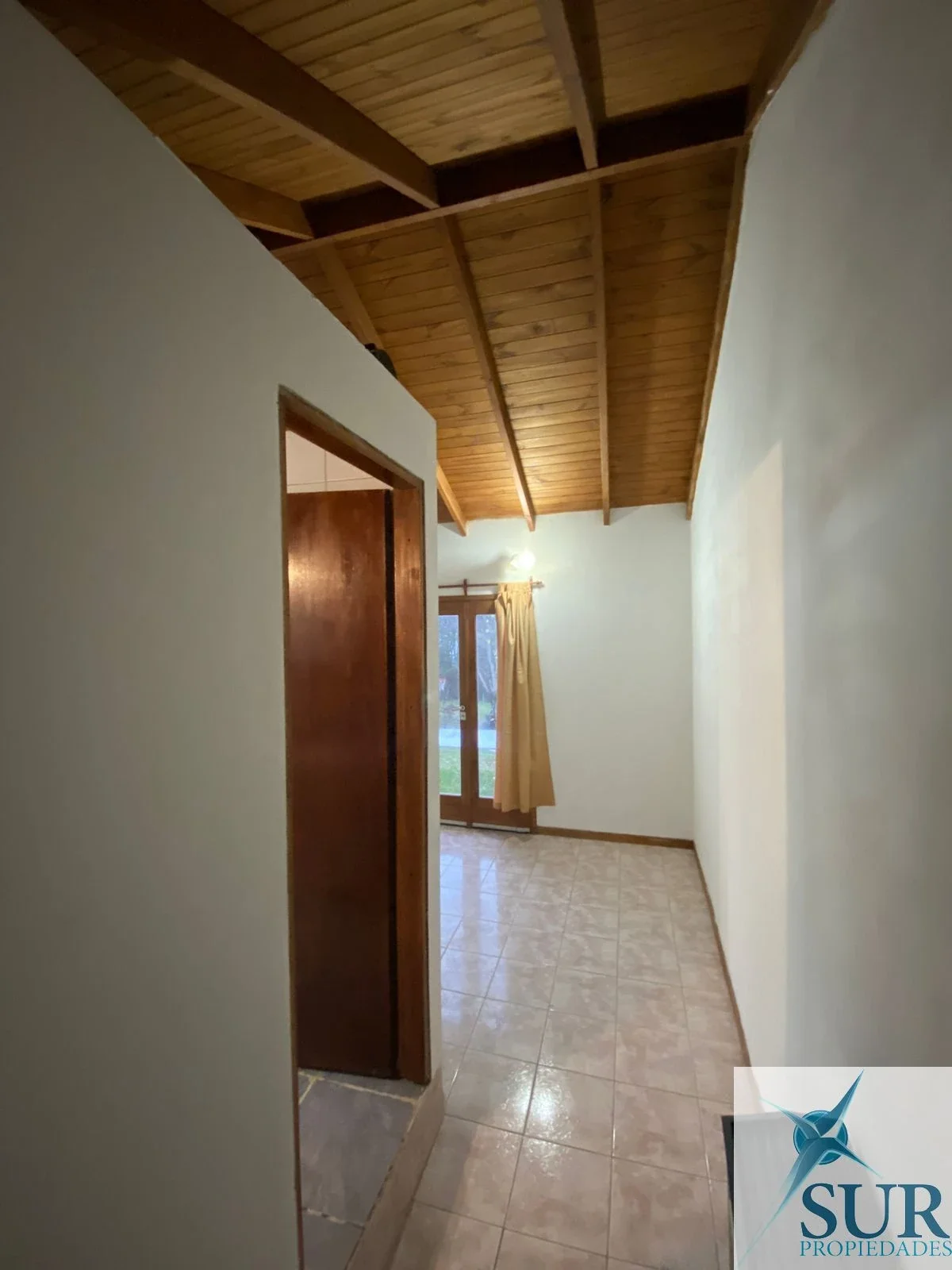 Departamento en alquiler c/ cochera en Ushuaia - Imagen 3