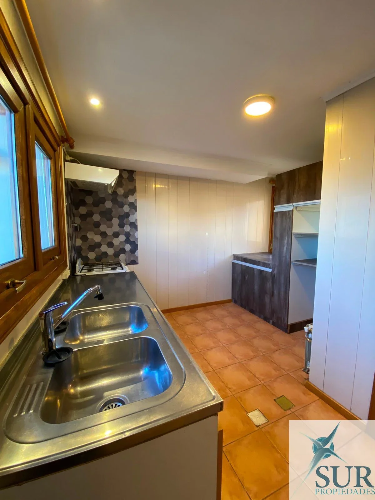 Casa en alquiler c/ cochera en Ushuaia - Imagen 4