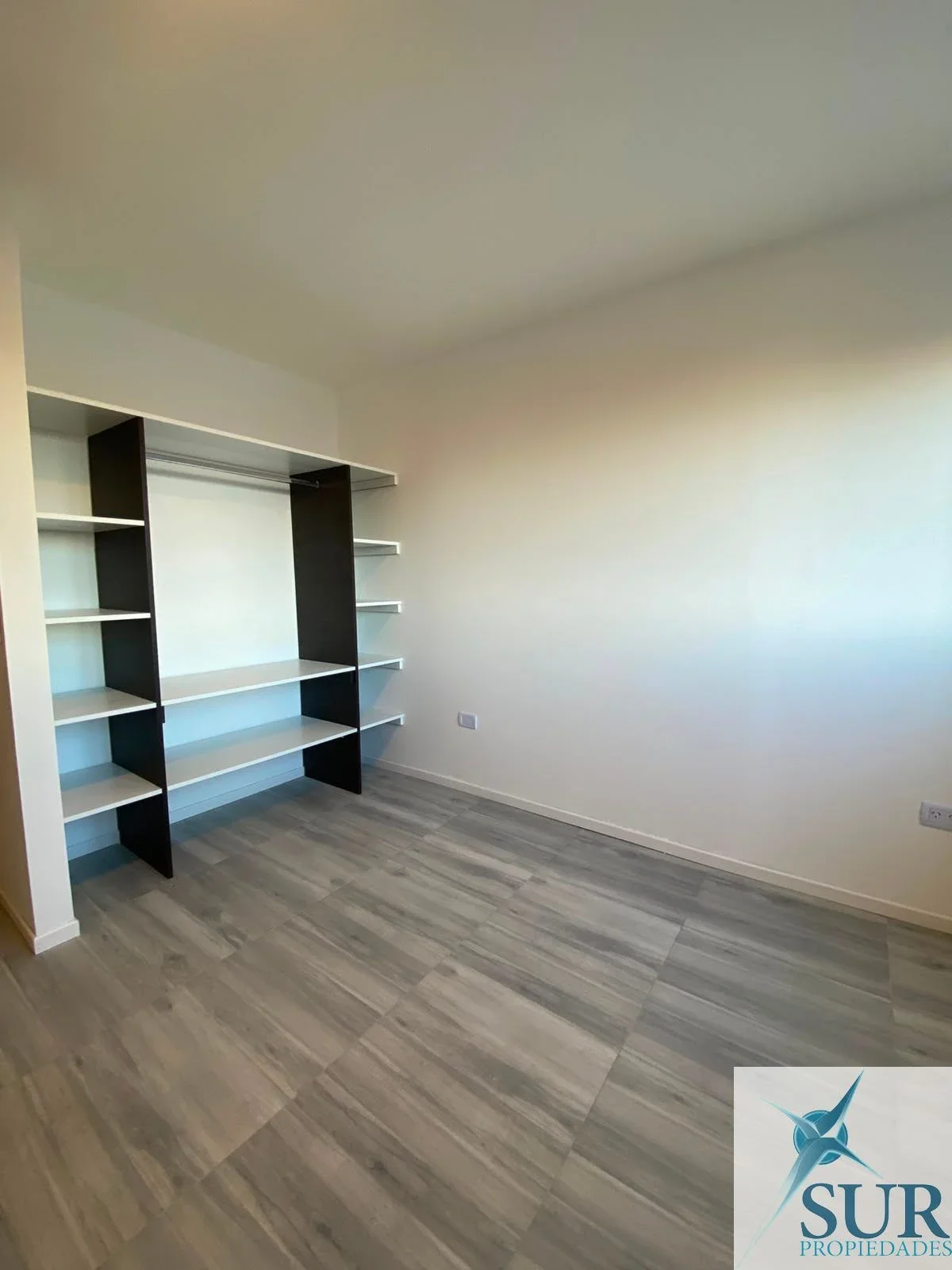 Departamento en alquiler c/ cochera en Ushuaia - Imagen 5
