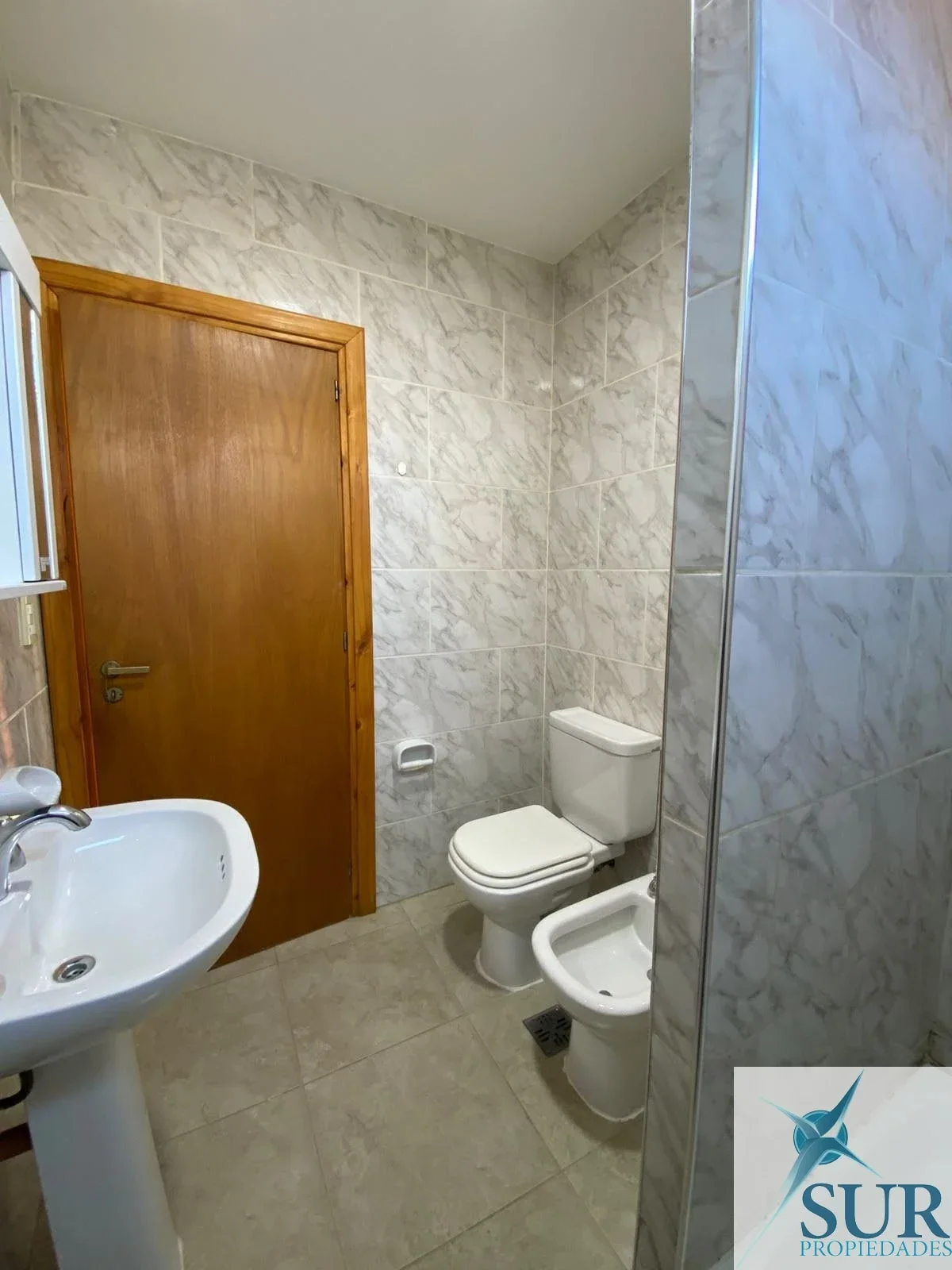 Departamento en alquiler c/ cochera en Ushuaia - Imagen 4