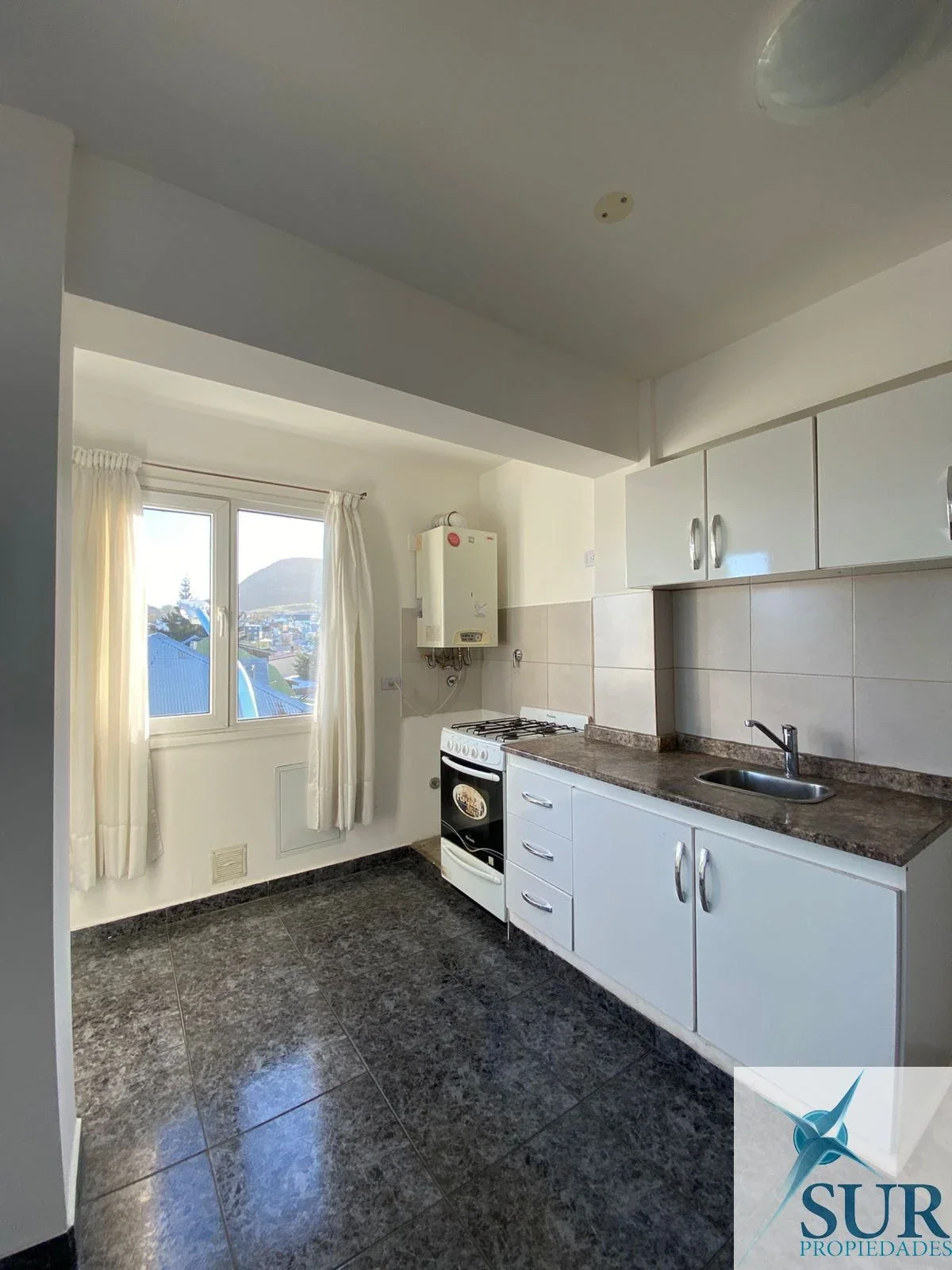 Departamento en alquiler en Ushuaia - Imagen 2