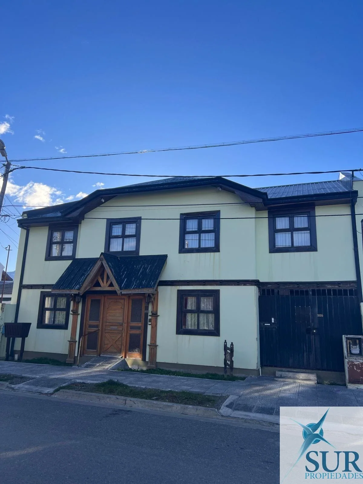 building en Ushuaia - Imagen 1