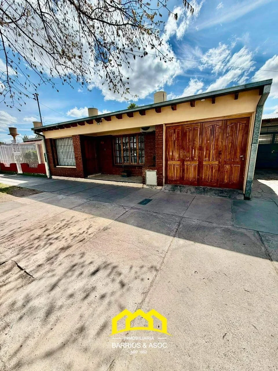 Casa en venta c/ cochera Av Irene Curie - Imagen 3