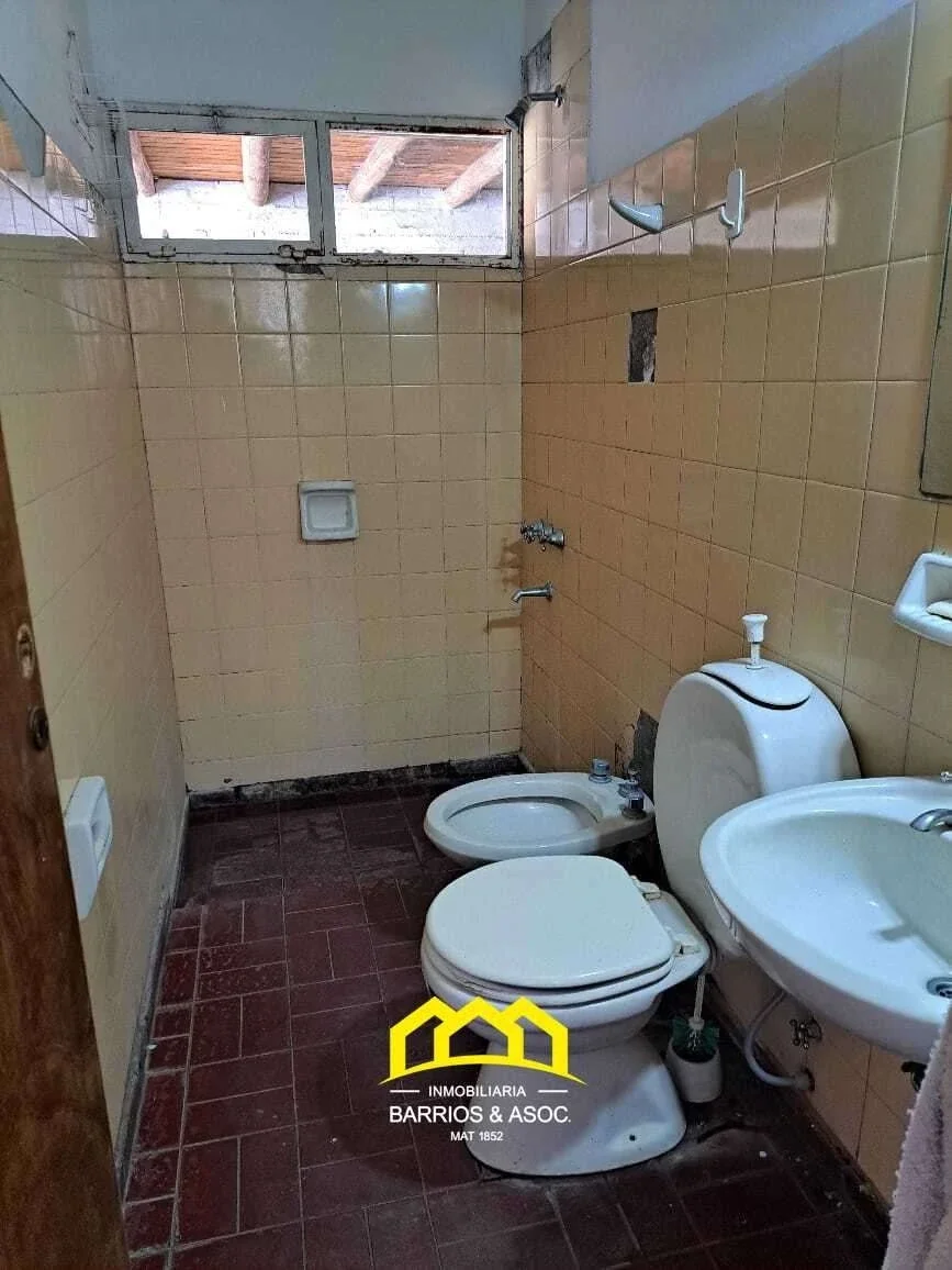 Casa en venta c/ cochera Barrio Nihuil - Imagen 5