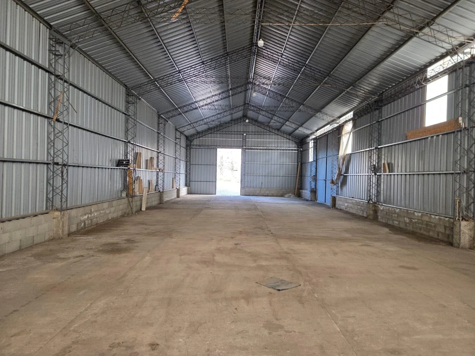 Galpón en alquiler de 300m2 ubicado en San Martin de los Andes - Imagen 5