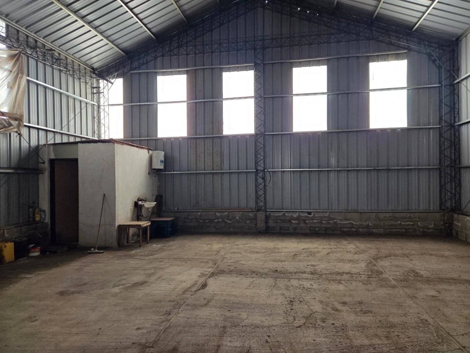 Galpón en alquiler de 300m2 ubicado en San Martin de los Andes - Imagen 4