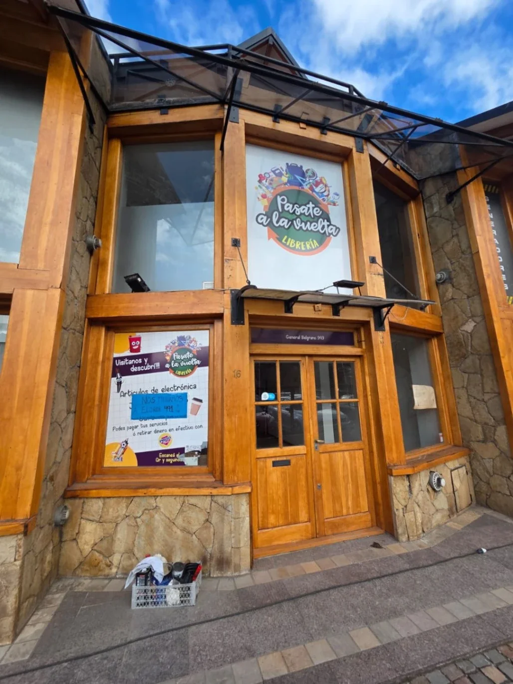Local comercial en alquiler ubicado en San Martin de los Andes - Imagen 1