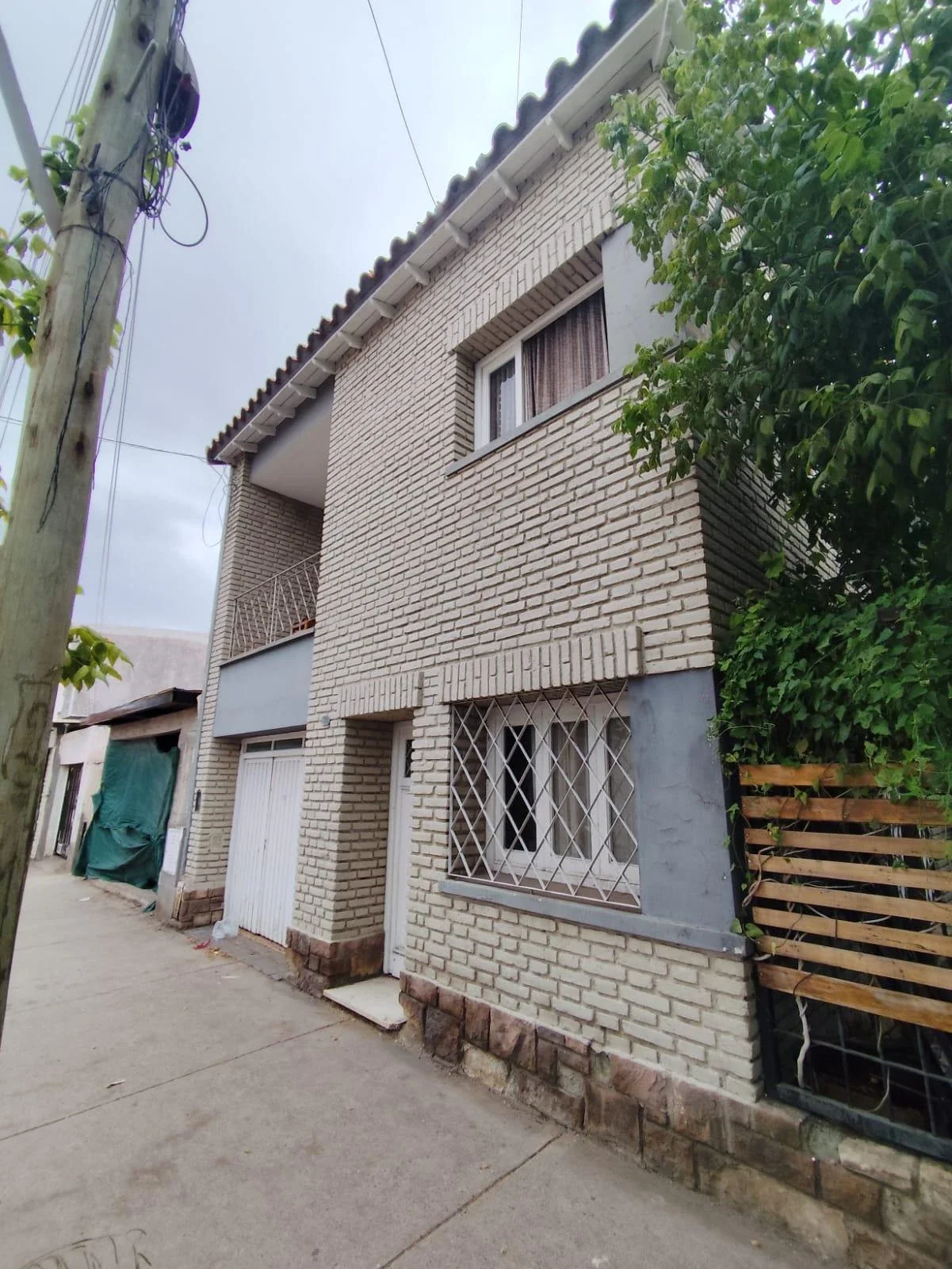 Casa en venta c/ cochera en Las Heras - Imagen 1