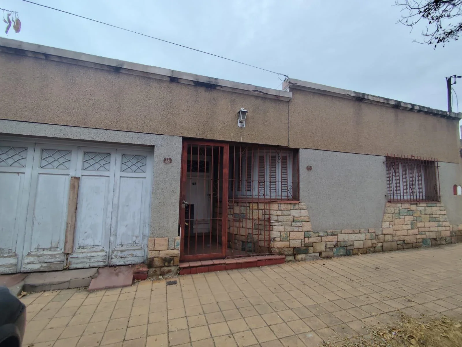 Terreno / Lote en venta de 240m2 ubicado en Godoy Cruz - Imagen 1