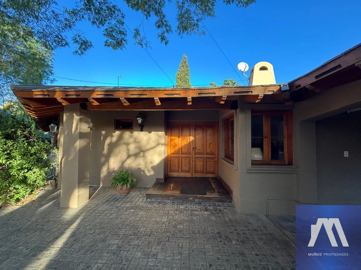 Casa en alquiler c/ cochera en San Francisco del Monte - Imagen 3