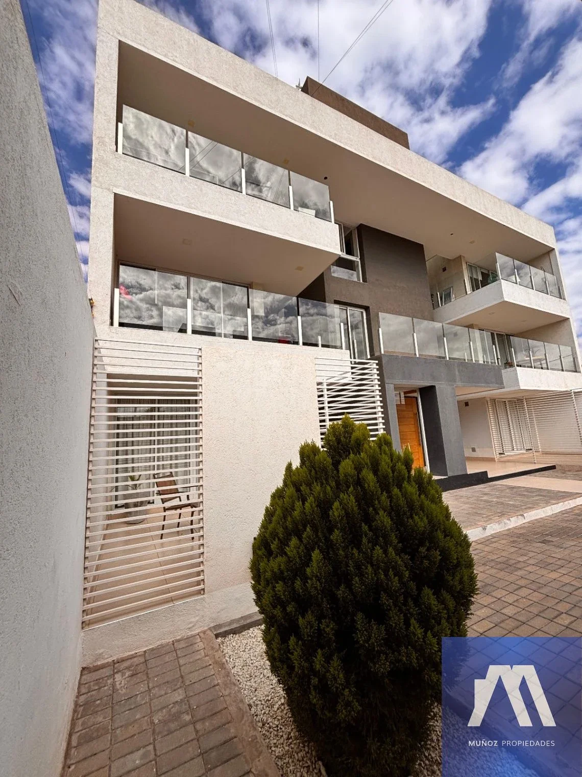 Departamento en alquiler de 2 dormitorios c/ cochera en Maipú - Imagen 3