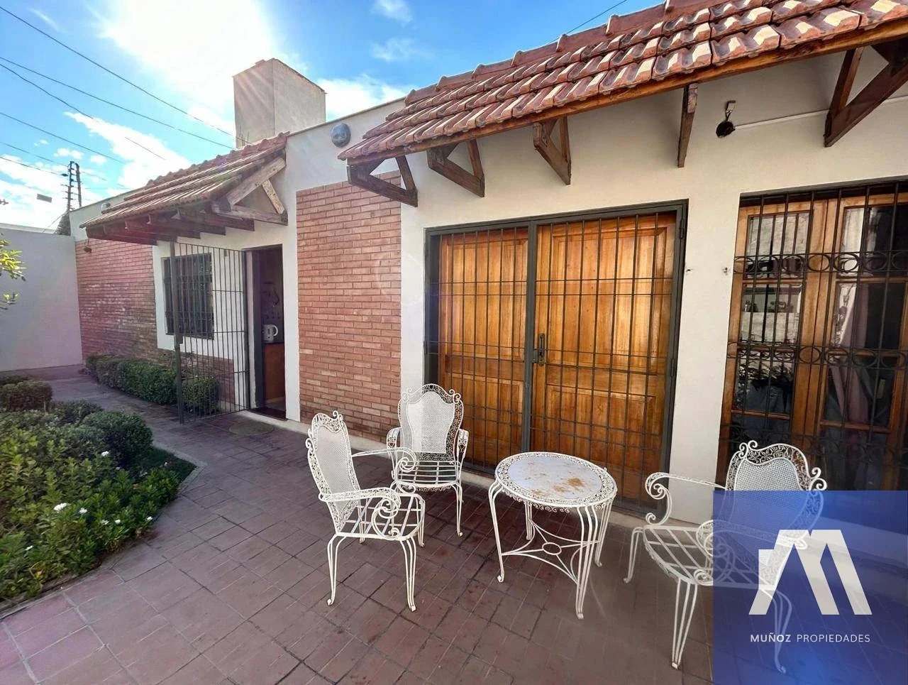 Casa en venta c/ cochera en Godoy Cruz - Imagen 4