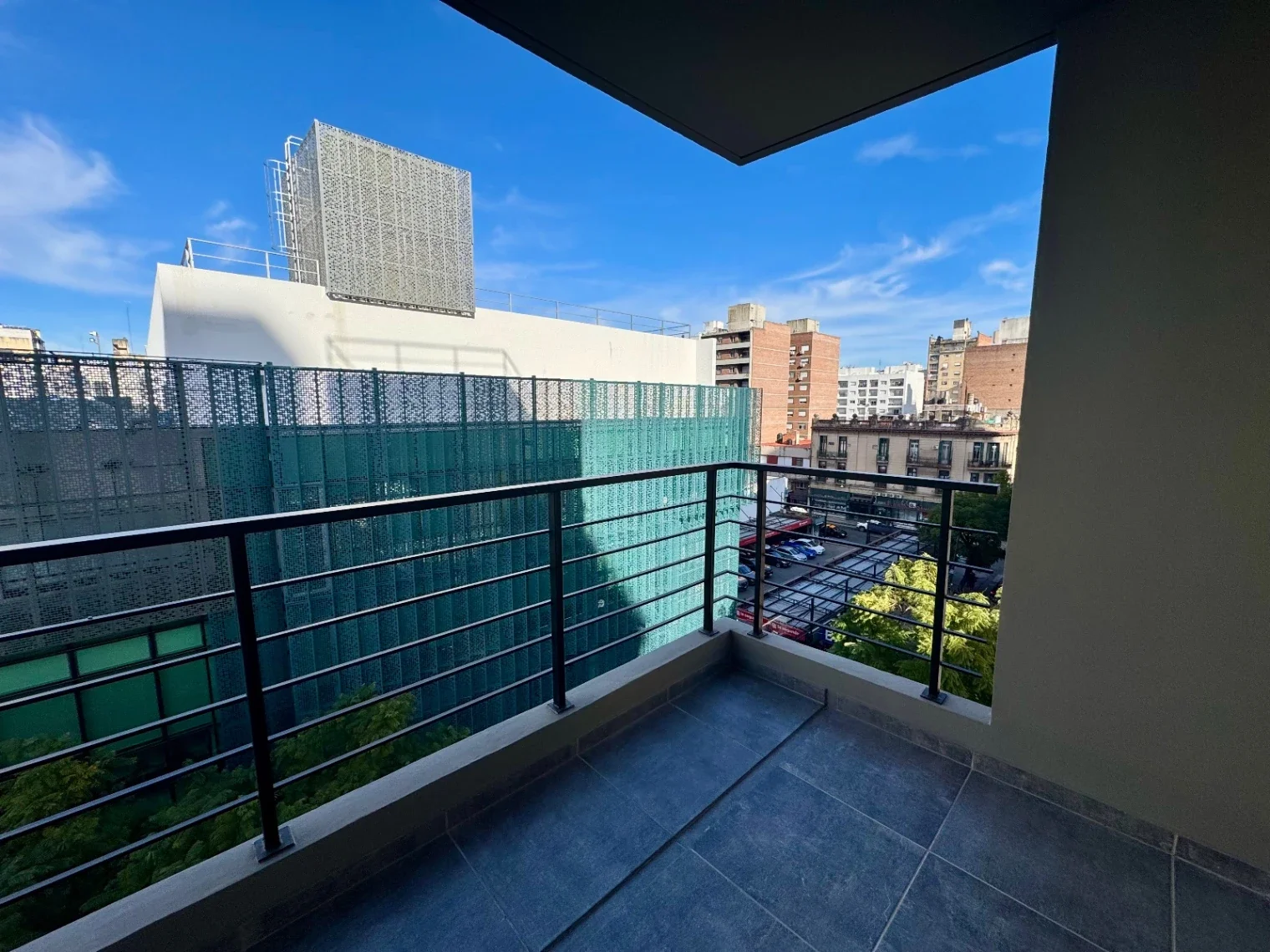 Departamento de 2 dormitorios en alquiler con cochera y amenities | Centro - Imagen 5