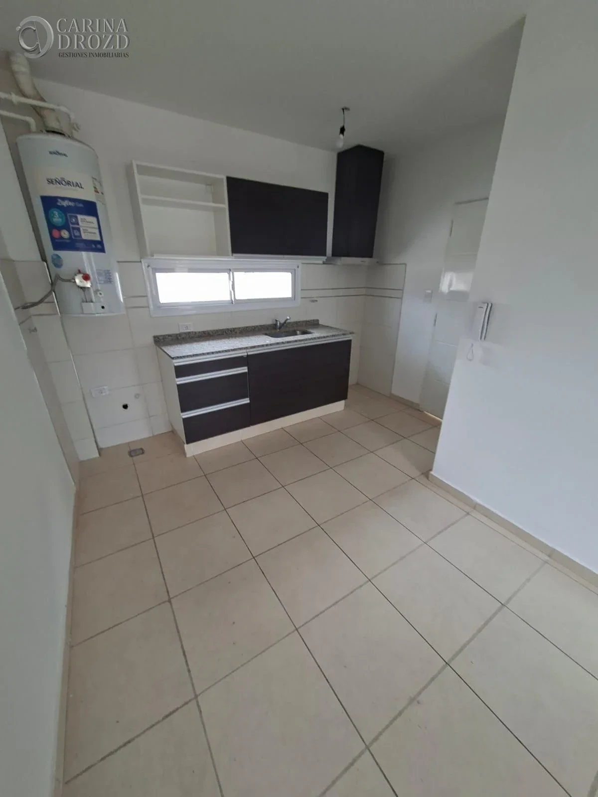 Departamento en alquiler c/ cochera en Godoy Cruz - Imagen 3