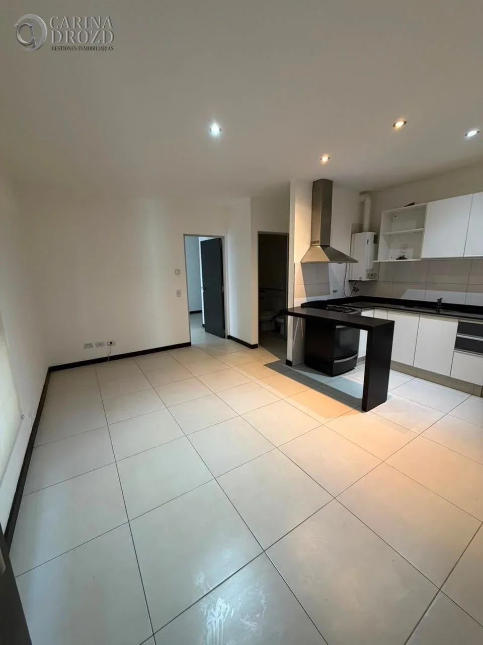 Departamento en alquiler c/ cochera en Godoy Cruz - Imagen 3