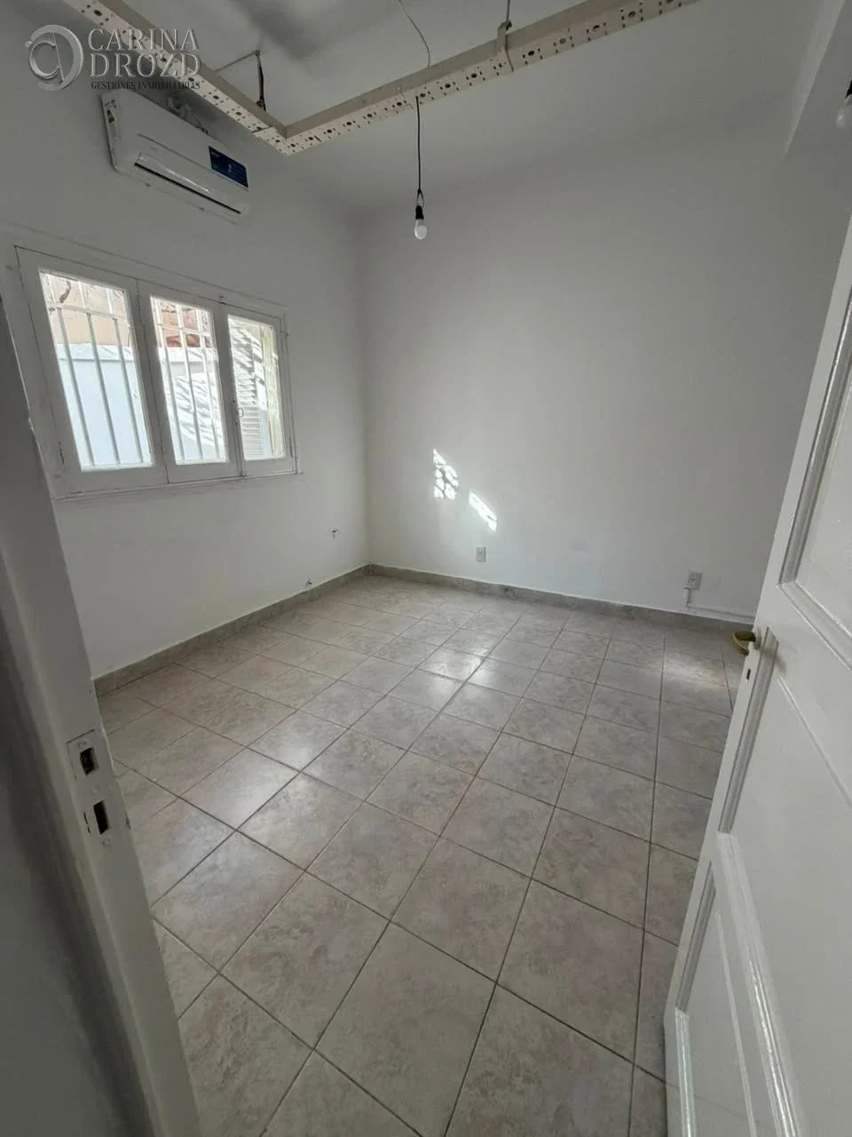 Local comercial en alquiler ubicado en Bombal - Imagen 4