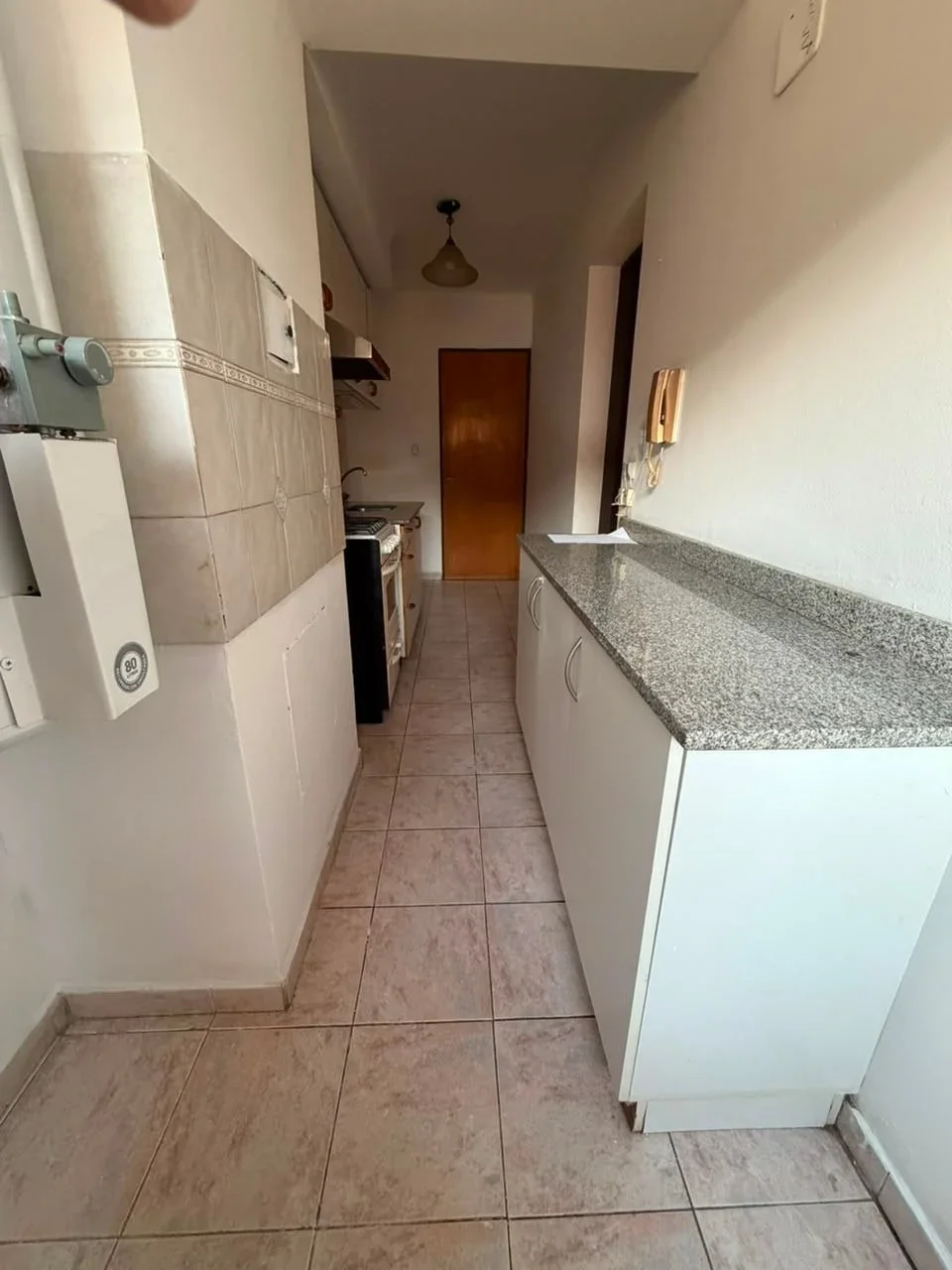 Departamento en alquiler c/ cochera en Godoy Cruz - Imagen 5