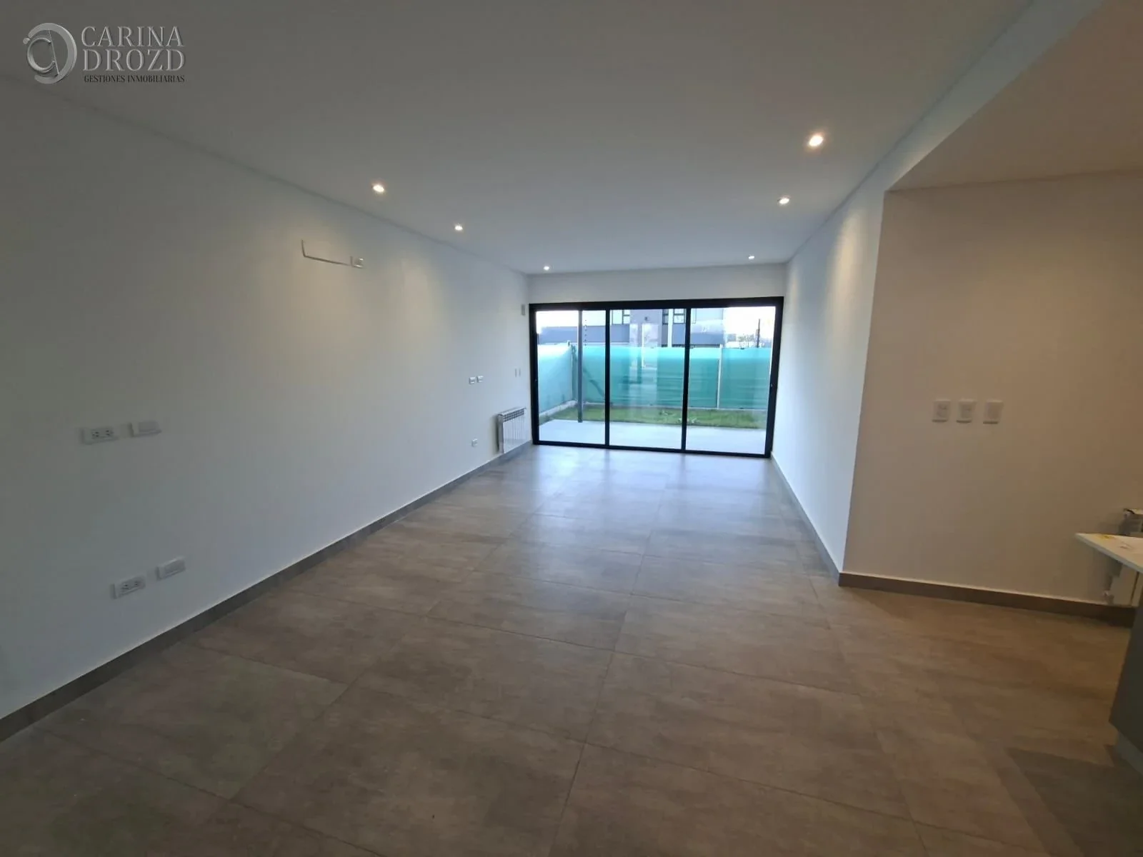 Casa en alquiler c/ cochera en Carrodilla - Imagen 5
