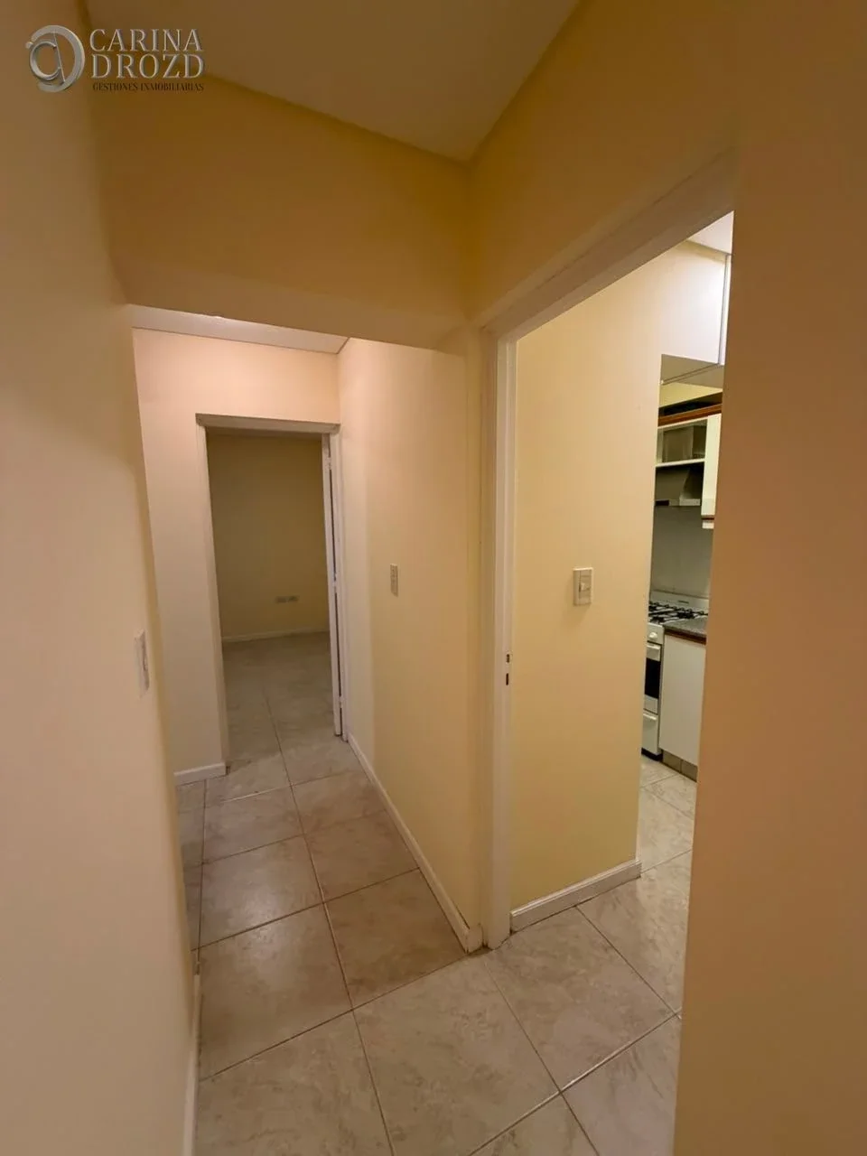 Departamento en alquiler c/ cochera en Godoy Cruz - Imagen 4