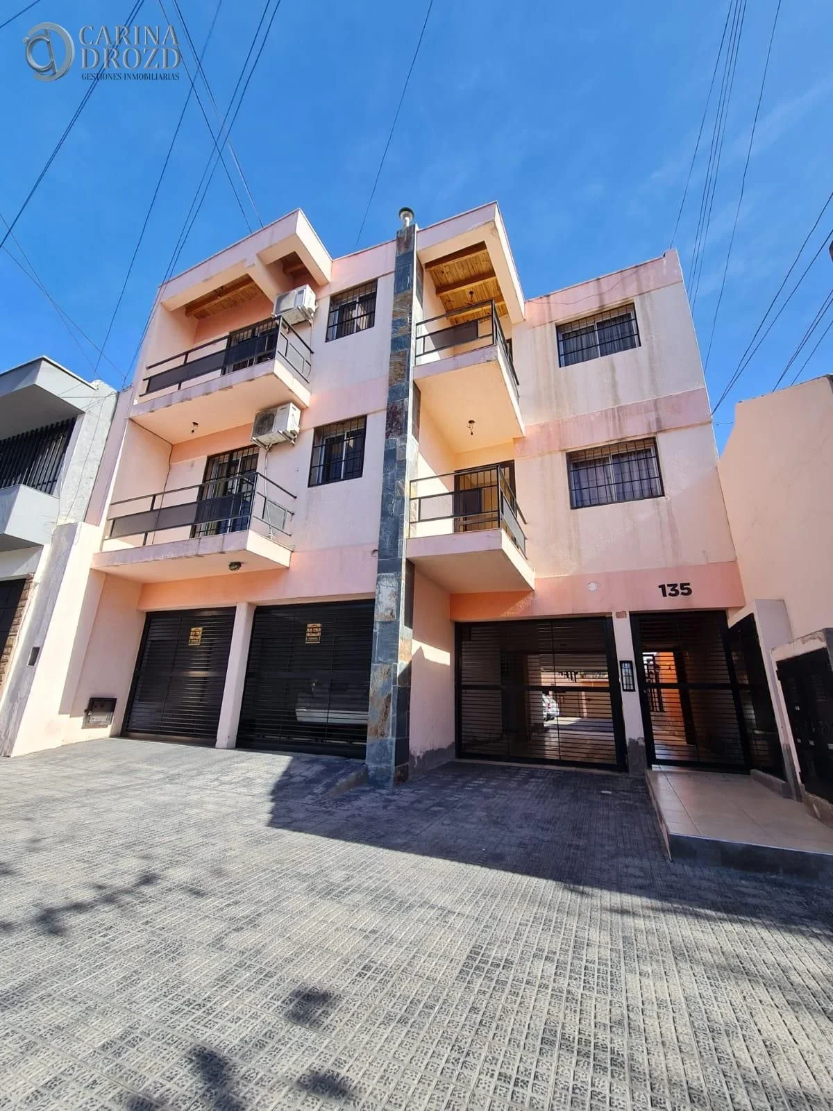 Departamento en alquiler c/ cochera en Godoy Cruz - Imagen 1