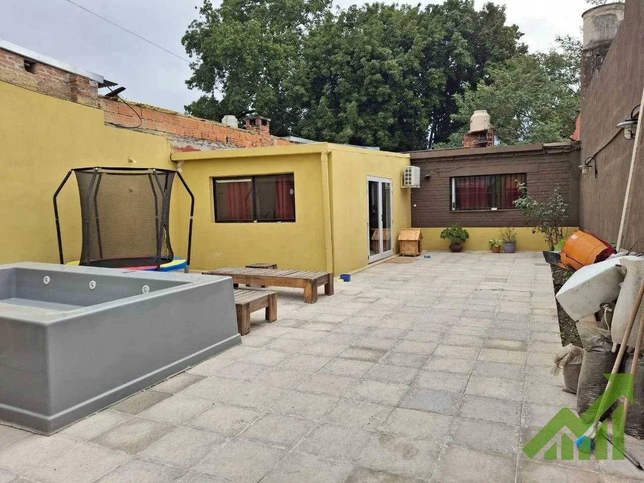 Casa en venta c/ cochera en Los Huaicos - Imagen 2