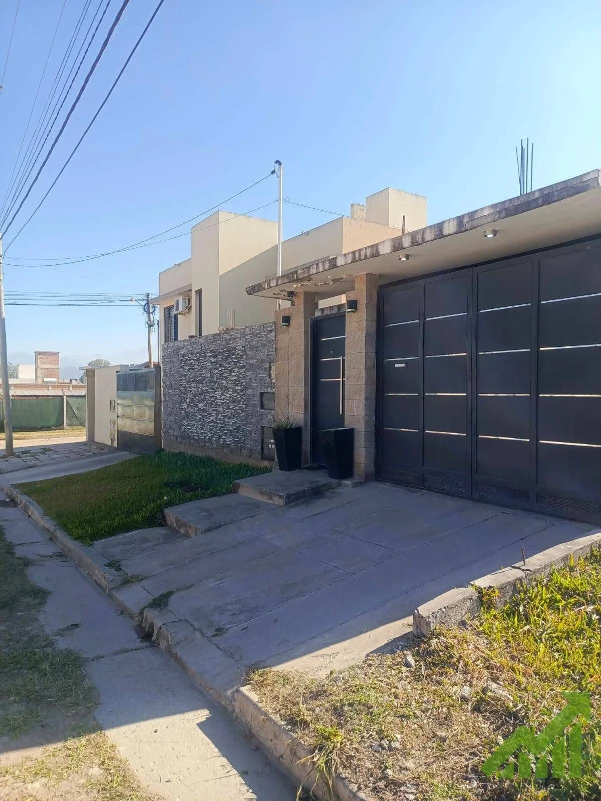 Casa en venta c/ cochera en Higuerillas - Imagen 2