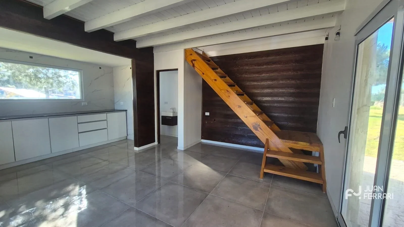 Dúplex en venta c/ cochera en Monte Hermoso - Imagen 5