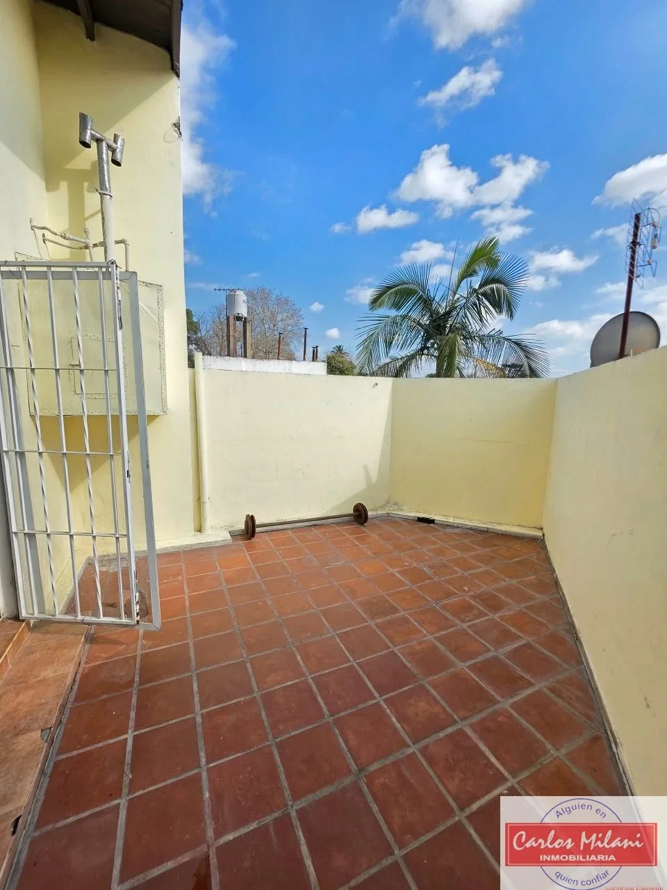Departamento en alquiler c/ cochera en Morón - Imagen 2