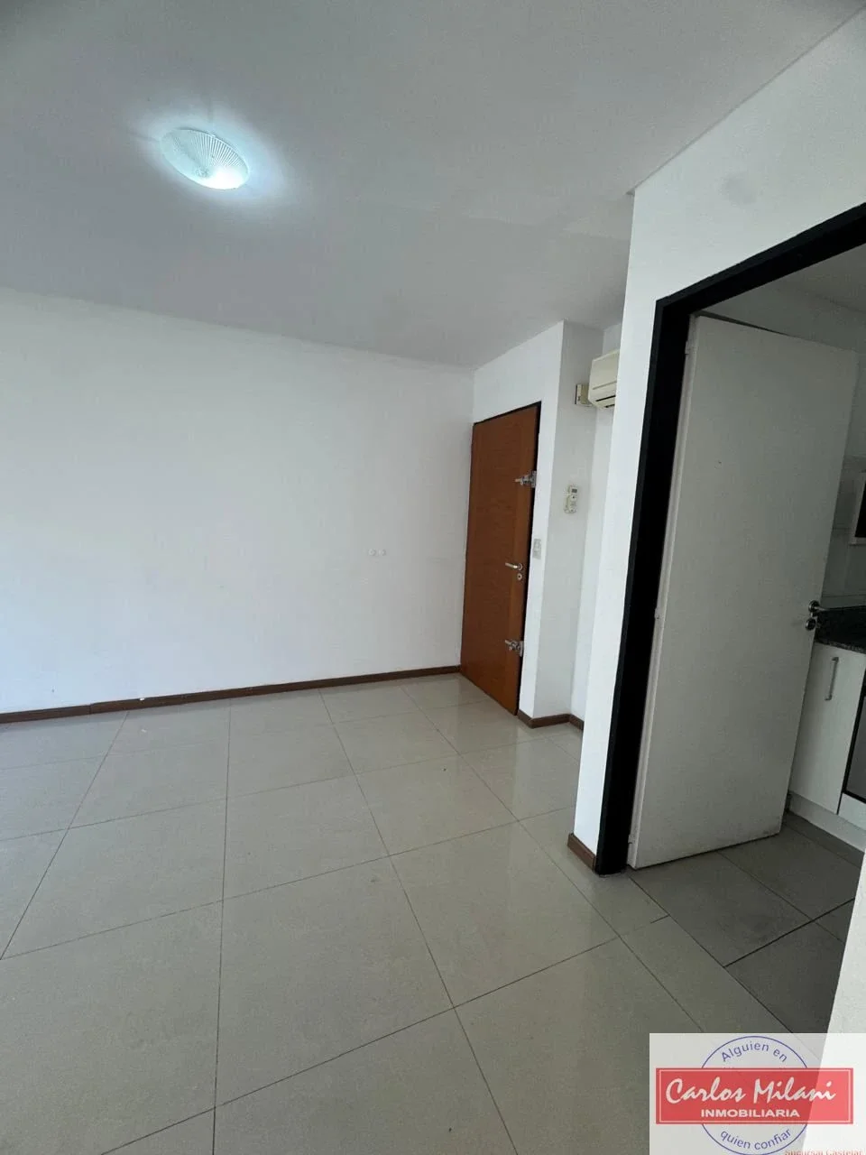 Departamento en alquiler c/ cochera en Castelar - Imagen 2