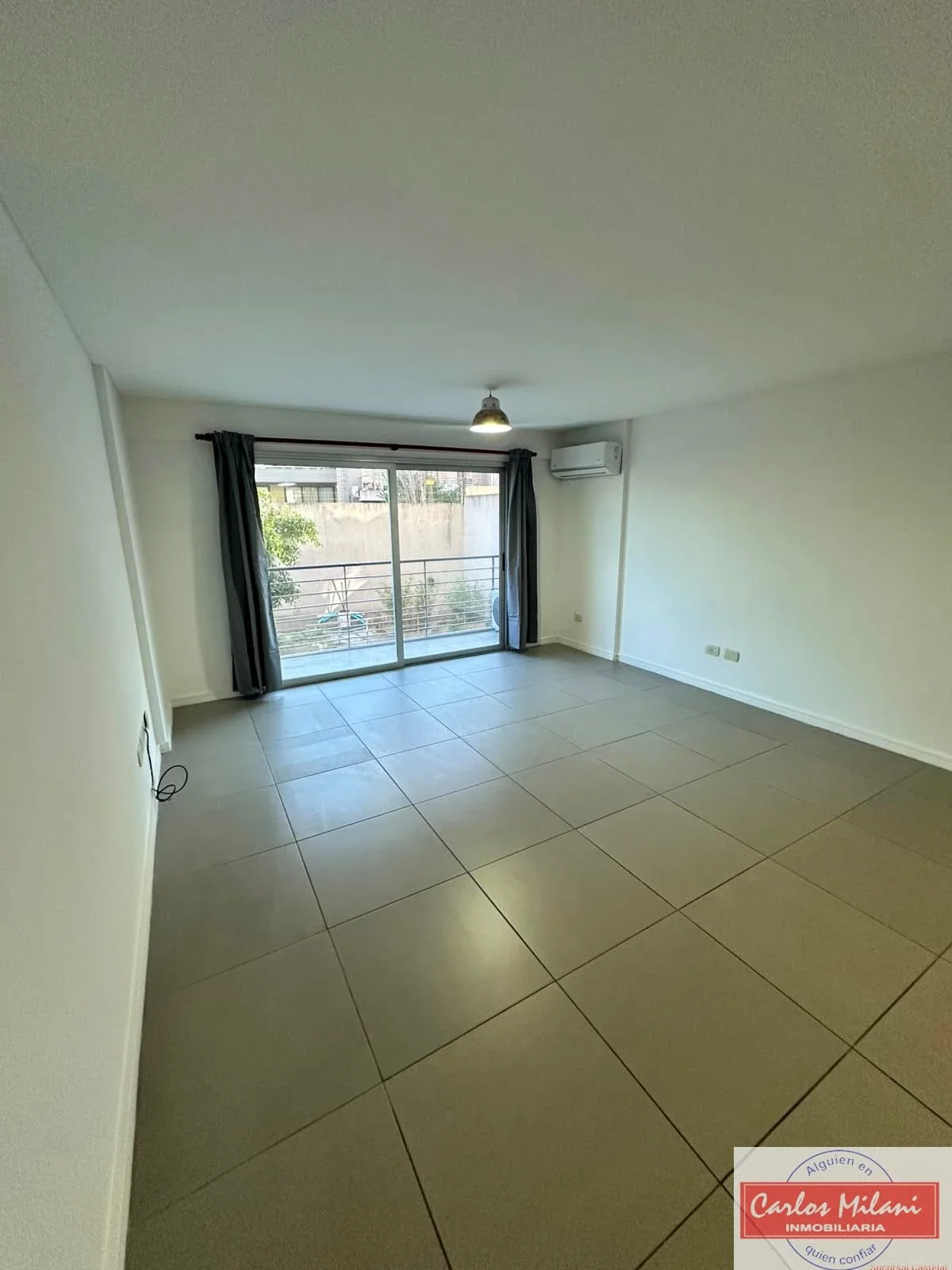 Departamento en alquiler en Castelar - Imagen 2