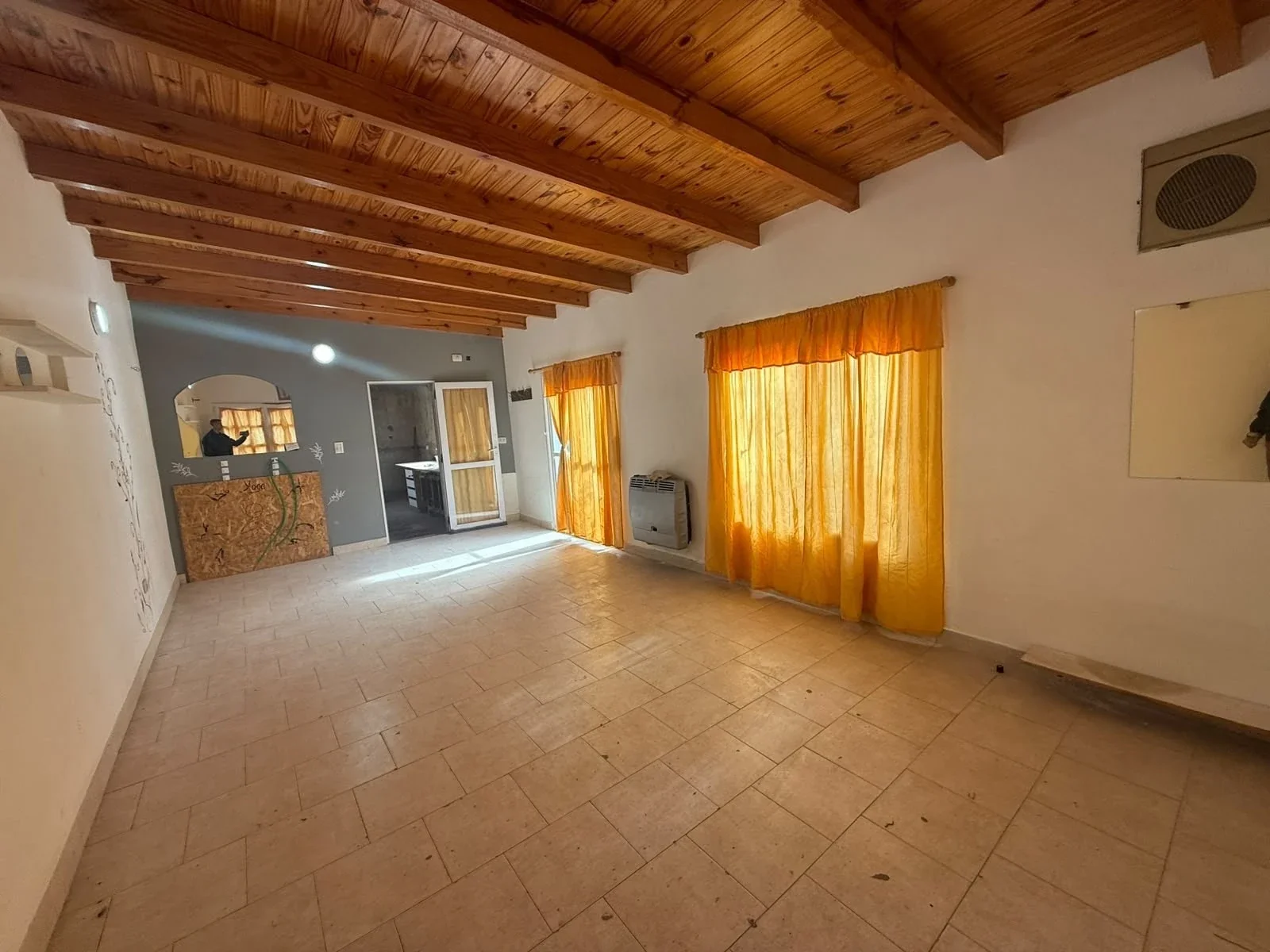 Casa en venta c/ cochera en San Cayetano - Imagen 3