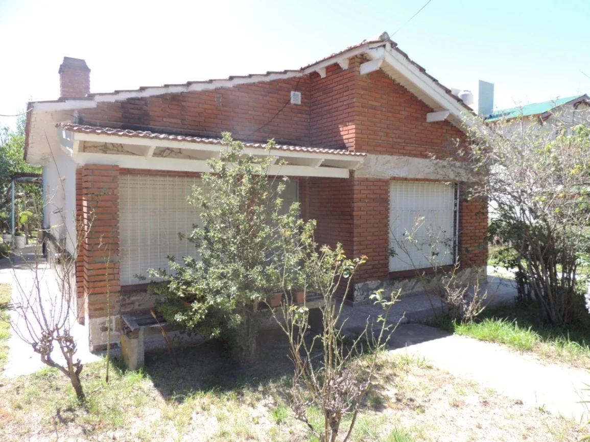 Casa en venta c/ cochera en Sierra de la Ventana - Imagen 4