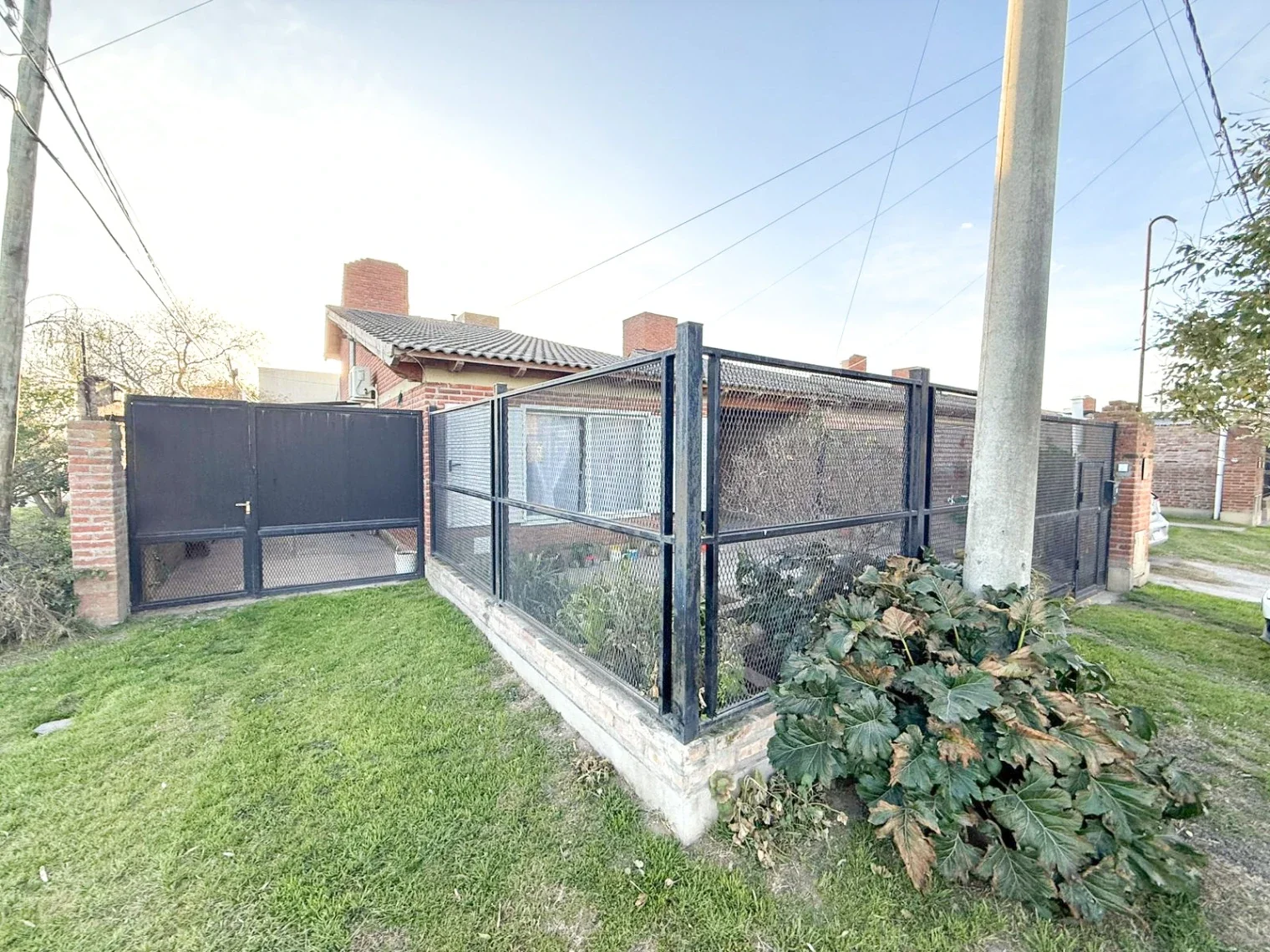 Casa en venta c/ cochera en Alternativa Bahiense - Imagen 2