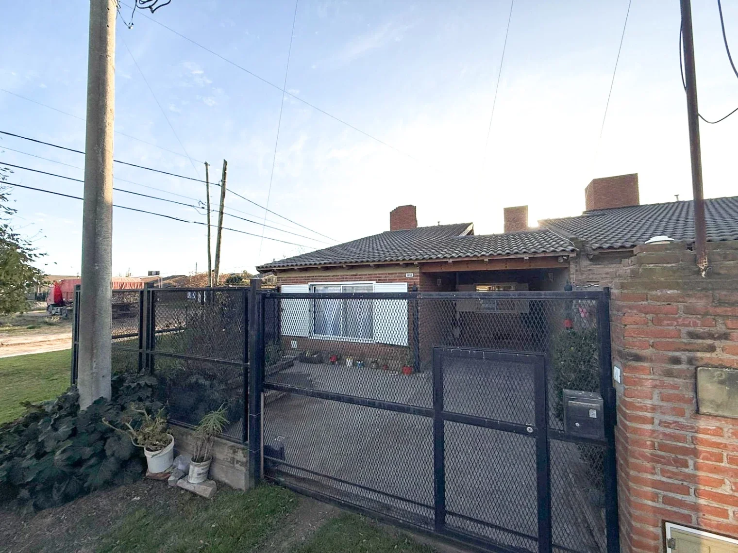 Casa en venta c/ cochera en Alternativa Bahiense - Imagen 1